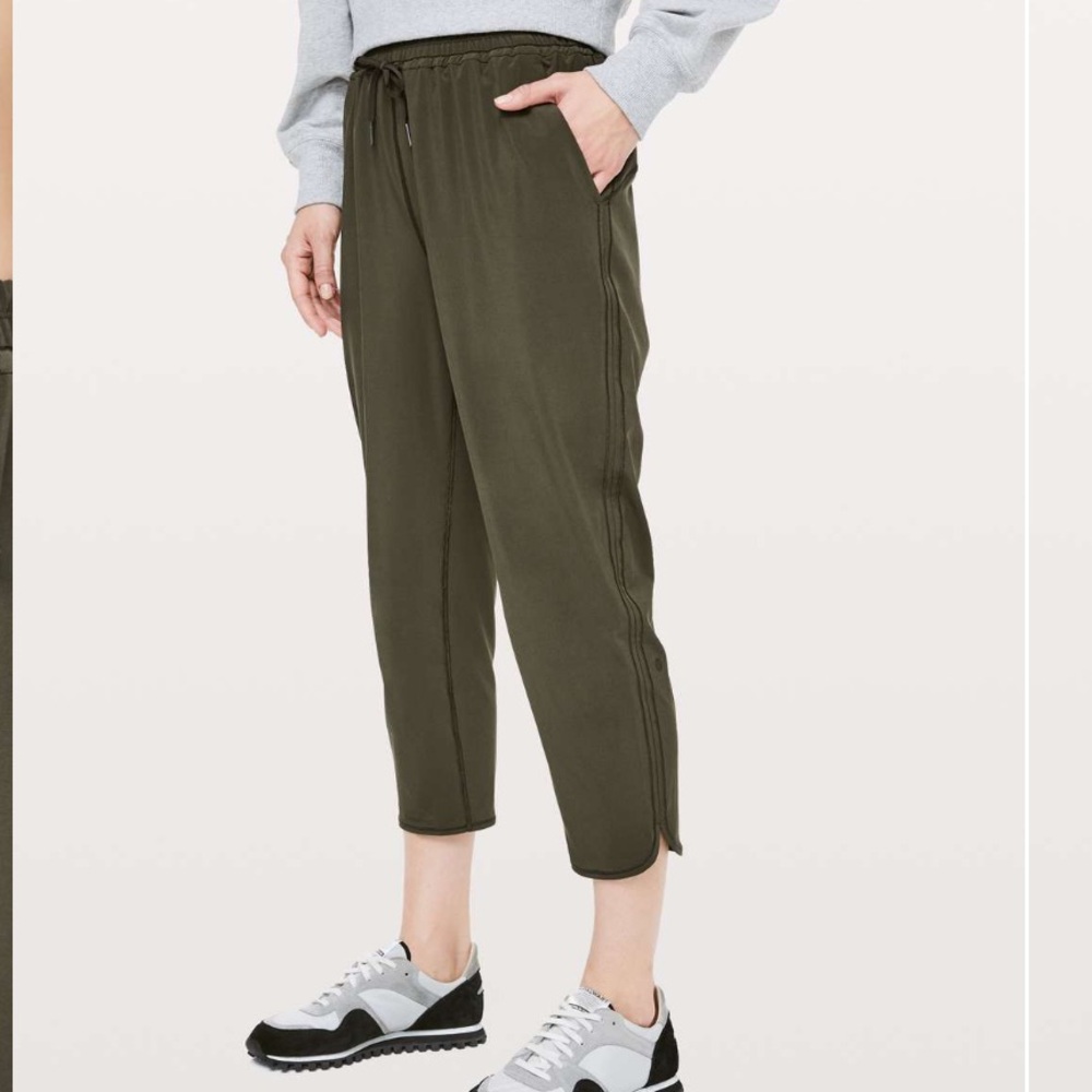 Lululemon keep it classic crop pants 24” - green - women’s size 4